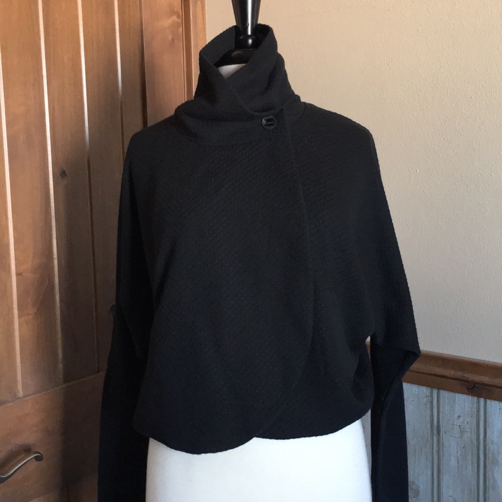 Nike Dri-Fit cropped sweater